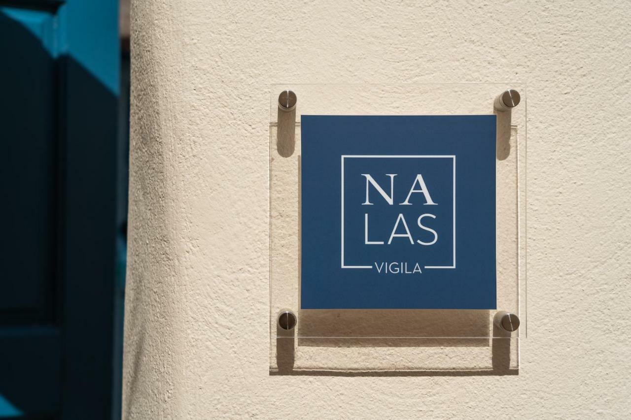 Nalas Suites Emporio  Ngoại thất bức ảnh